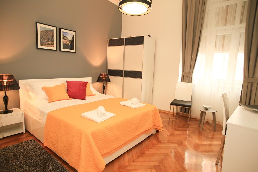 Contarini Luxury Rooms สปลิท ภายนอก รูปภาพ